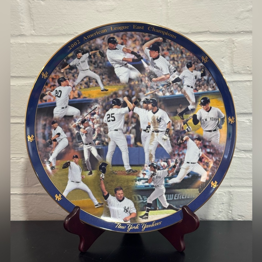 2002 American League East Champions - NY Yankees - Danbury Mint Collectors Plate